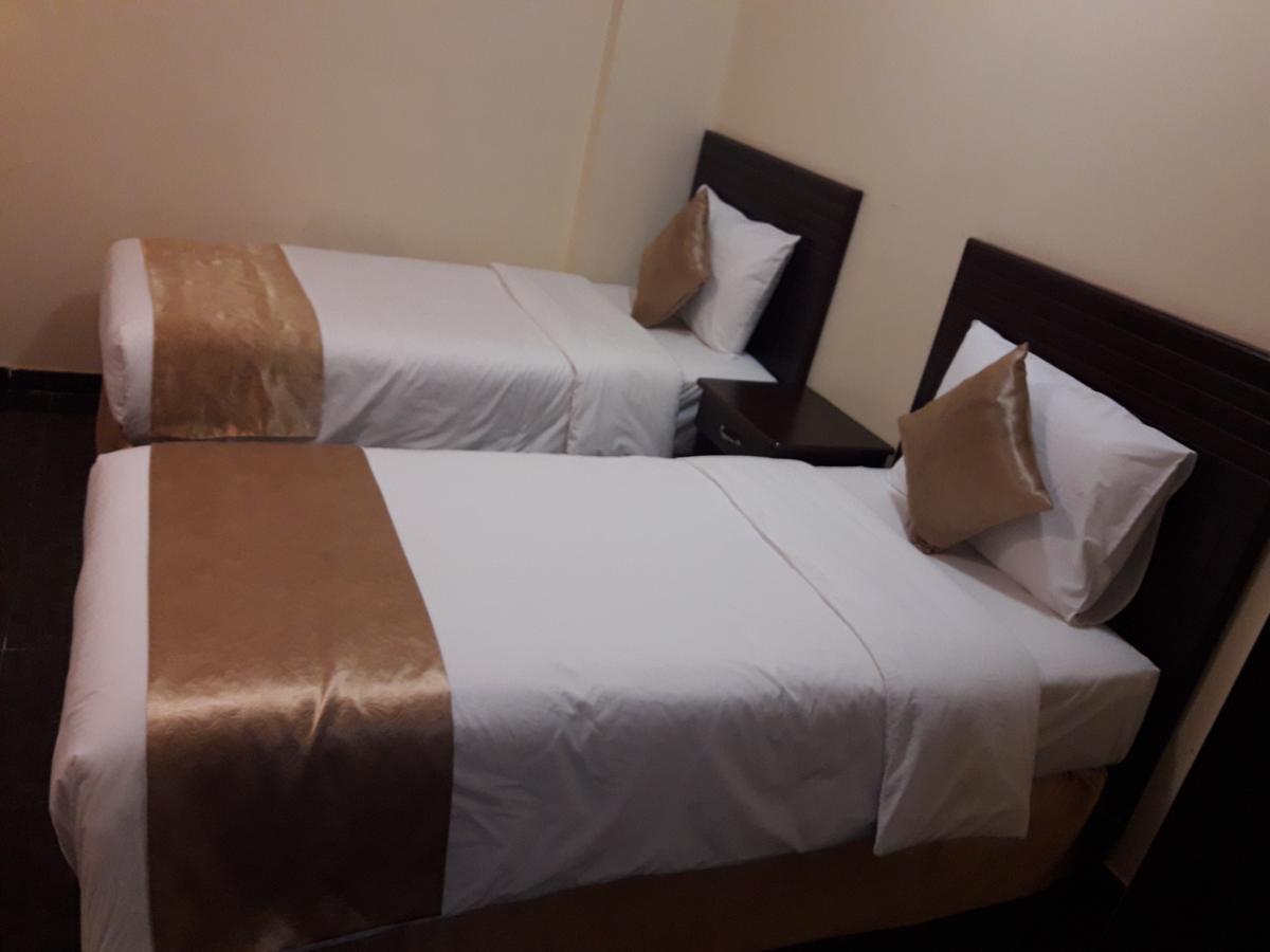 Mukhi Lake Hotel מראה חיצוני תמונה