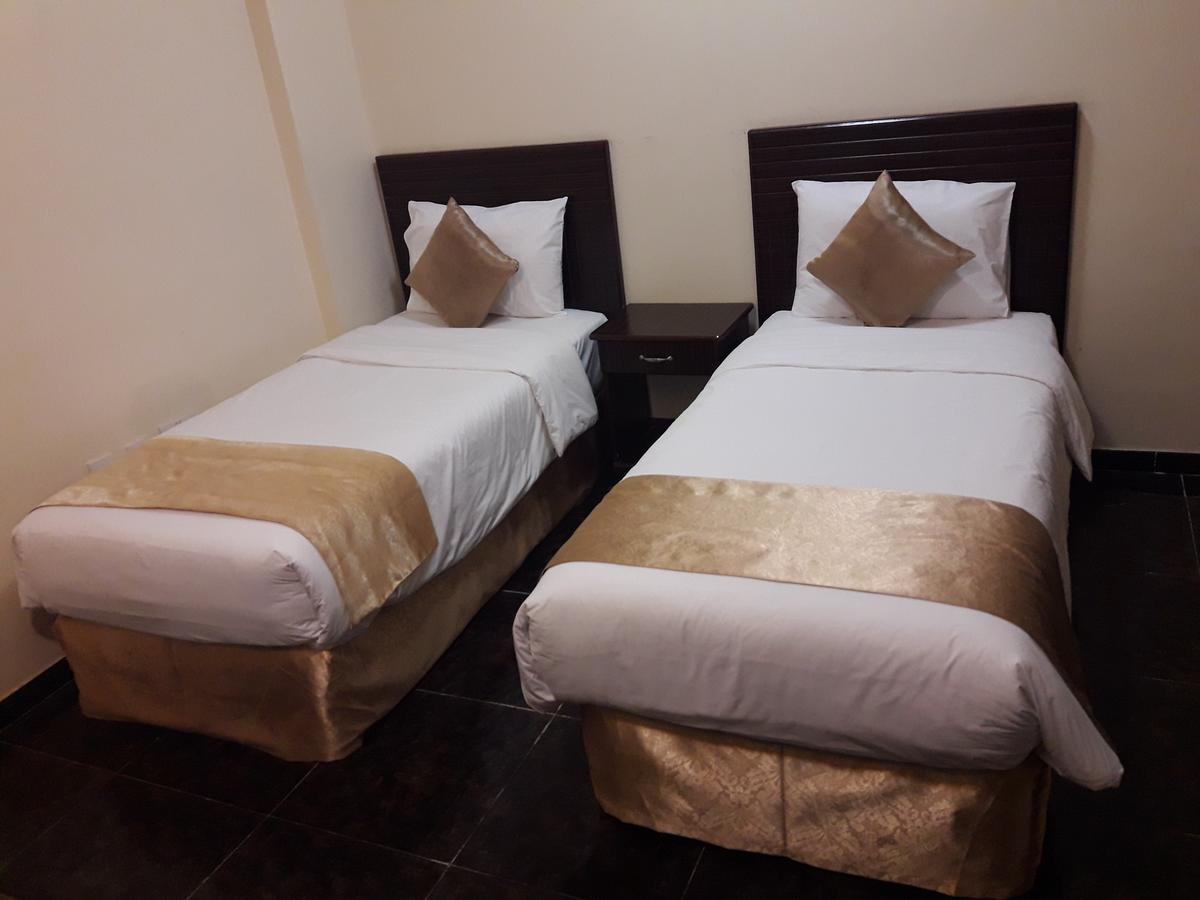 Mukhi Lake Hotel מראה חיצוני תמונה