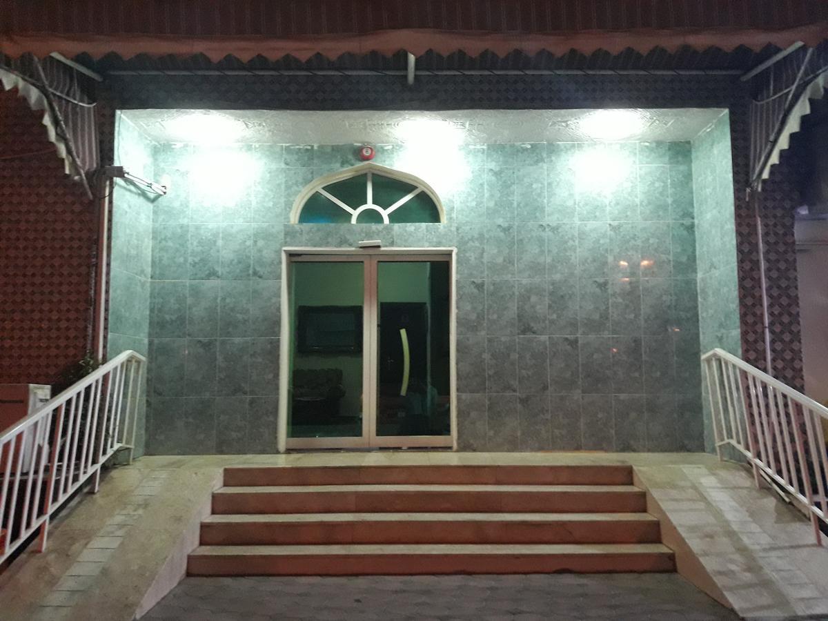 Mukhi Lake Hotel מראה חיצוני תמונה